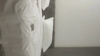 接续上集极品旗袍美熟妇背着老公出去主动要求无套内射下半场